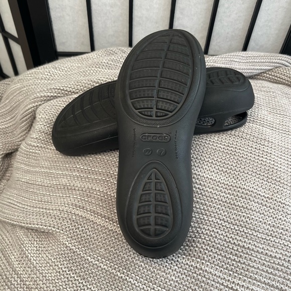 CROCS Women’s Taylor Slingback Black Ballet Flats Women's Shoes 7 NWOT - Picture 6 of 6